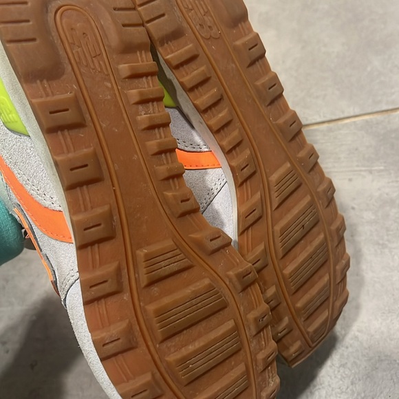 New balance sneakers - Picture 4 of 5